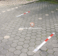 z�brana vjezdu z�pustn�, �ervenob�l�, uzamykateln� 70x70mm 1 - pohled 1 - www.idealmarket.cz