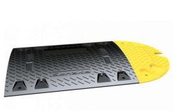 zpomalovac� p�ejezdov� p�s st�edov� d�l, �ern�,v��ka 60mm  